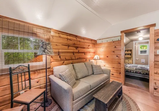 image of 40 Poirier Rd, Newport, WA 99156 | MLS# 202619405