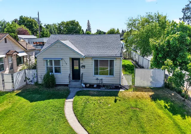 Photo 1 of Single family home for sale at 5104 N Elgin St, Spokane, WA 99205 | MLS# 202619427 | Listing updated on 2026-08-26