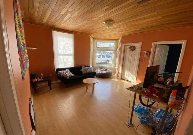 2nd image of 934 E Nora Ave, Spokane, WA 99207 | MLS# 202619449