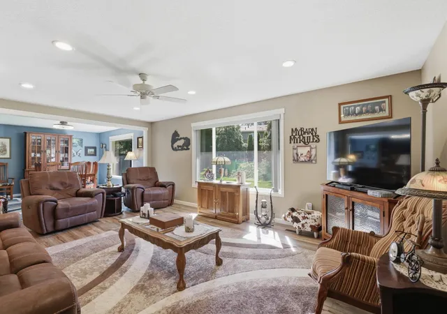 Photo 3 of Sale Pending at 4921 W Londale Ct, Spokane, WA 99208 | MLS# 202619483 | Listing updated on 2026-08-22