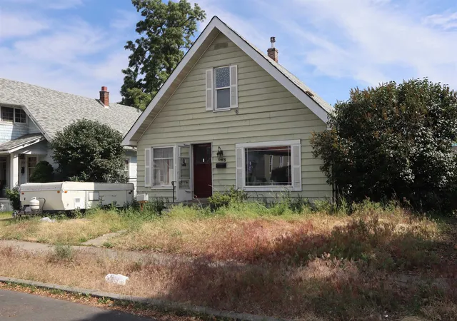 Homes for sale in Spokane, WA | 408 E Providence Ave, Spokane, WA 99207 | MLS# 202619493