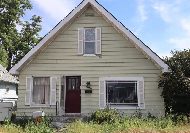 Homes for sale in Spokane, WA | 408 E Providence Ave, Spokane, WA 99207 | MLS# 202619493