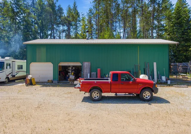 3rd image of 2569 Southshore Diamond Lake Rd, Newport, WA 99156 | MLS# 202619515