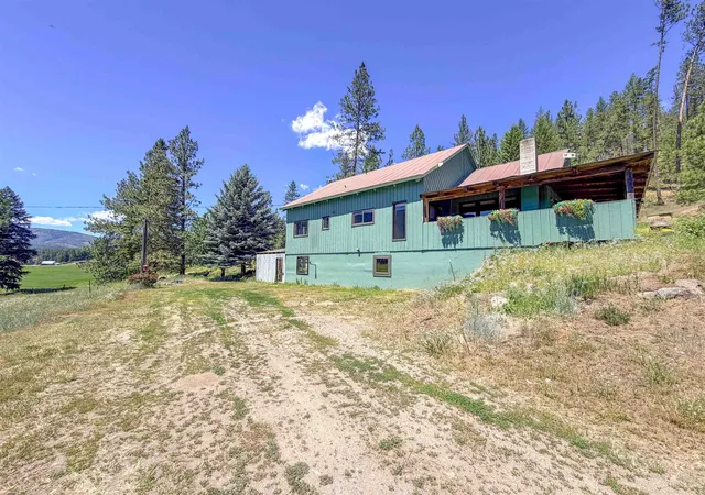 Homes for sale in Addy, WA | 2098 Marble Valley Basin Rd, Addy, WA 99101 | MLS# 202619525
