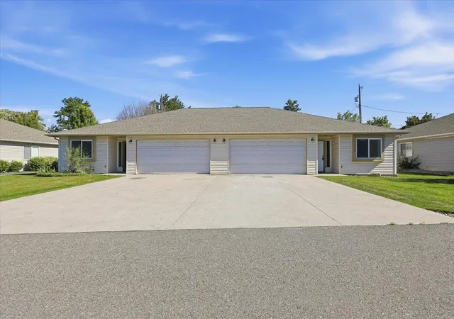 1st image of 1716 N Bessie Ln, Spokane Valley, WA 99212 | MLS# 202619530