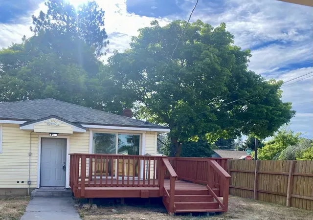 Photo 2 of Single family home for sale at 5801 N Wall St, Spokane, WA 99205 | MLS# 202619542 | Listing updated on 2026-09-06