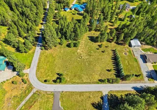 2nd image of 435 Jade Dr, Newport, WA 99156 | MLS# 202619543
