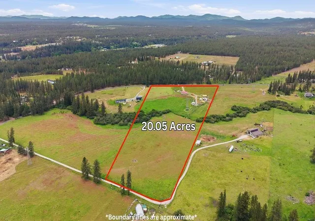 Homes for sale in Chattaroy, WA | 5320 E Elk Chattaroy Rd, Chattaroy, WA 99003 | MLS# 202619556