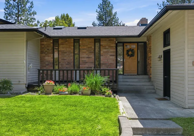 Photo 3 of Single family home for sale at 15310 N Cincinnati St, Spokane, WA 99208 | MLS# 202619587 | Listing updated on 2026-10-17