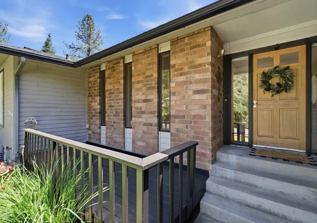 Photo 3 of Single family home for sale at 15310 N Cincinnati St, Spokane, WA 99208 | MLS# 202619587 | Listing updated on 2026-10-17