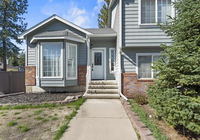 Photo 3 of Sale Pending at 7421 W Lanzce Ct, Nine Mile Falls, WA 99026 | MLS# 202619599 | Listing updated on 2026-08-24