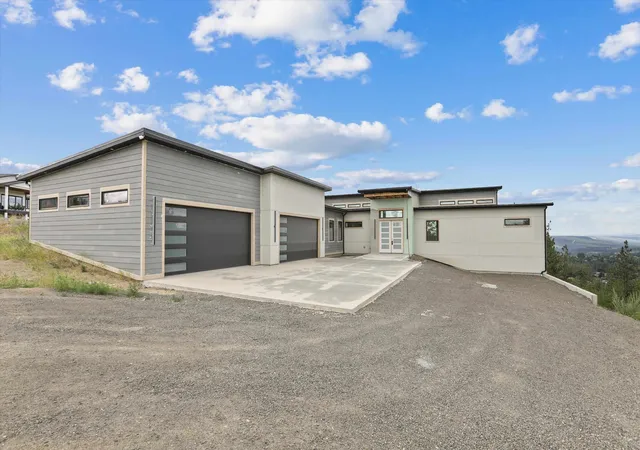 3rd image of 8905 N Rustle Rd, Spokane, WA 99208 | MLS# 202619600