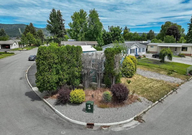Homes for sale in Spokane Valley, WA | 19115 E Montgomery Dr, Spokane Valley, WA 99027 | MLS# 202619610