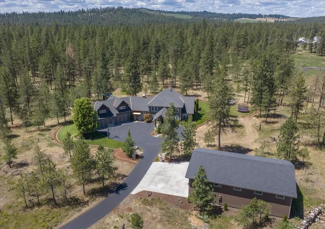 Photo 2 of Mansion for sale at 10308 S Ridge Park Ln, Cheney, WA 99004 | MLS# 202619628 | Listing updated on 2026-08-24