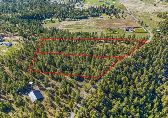 Homes for sale in Nine Mile Falls, WA | 133xx W Pine Bluff Rd, Nine Mile Falls, WA 99026 | MLS# 202619637