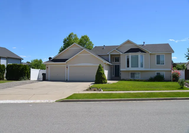 2nd image of 14710 E Crown Ave, Spokane Valley, WA 99216 | MLS# 202619670