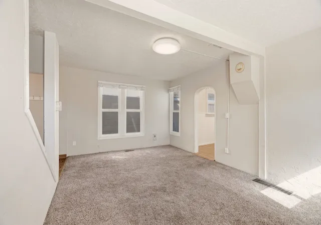 Photo 4 of Single family home for sale at 817 E Sinto Ave, Spokane, WA 99202 | MLS# 202619672 | Listing updated on 2026-07-29