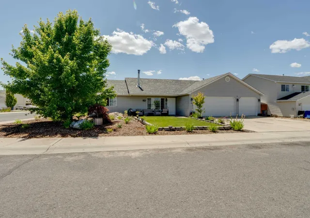 Homes for sale in Medical Lake, WA | 520 E Beverly Ave, Medical Lake, WA 99022 | MLS# 202619700