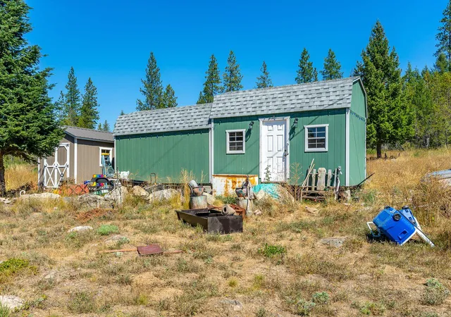 2nd image of 1059 Scotia Rd, Newport, WA 99156 | MLS# 202619718
