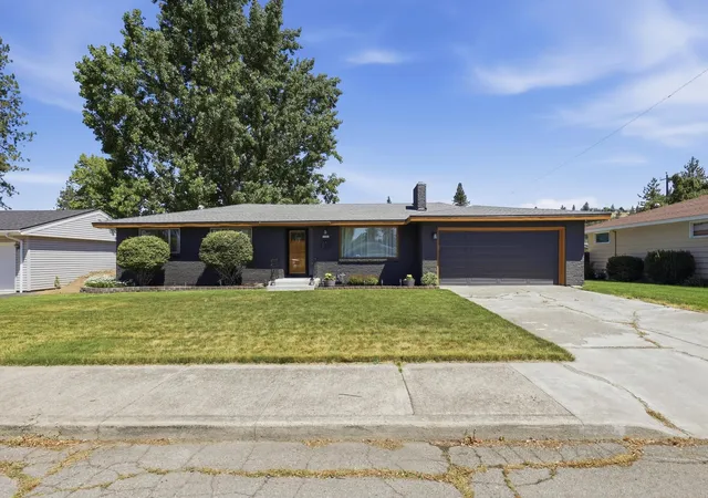 2nd image of 3722 W Lyons Ave, Spokane, WA 99208 | MLS# 202619722