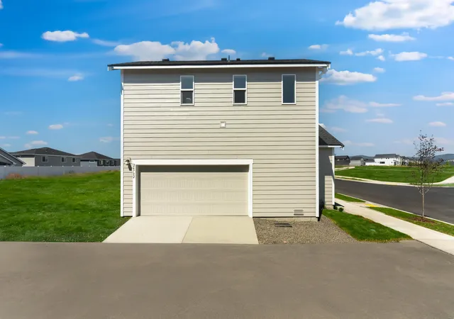 Homes for sale in Liberty Lake, WA | 24702 E E Short Tail Lane Ln, Liberty Lake, WA 99019 | MLS# 202619747