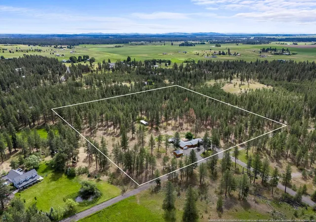Photo 2 of Single family home for sale at 16423 S Maple Rd, Spokane, WA 99224 | MLS# 202619762 | Listing updated on 2026-09-06