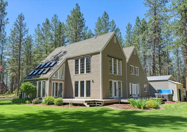 Photo 2 of Single family home for sale at 17016 N Saddle Hl Rd, Colbert, WA 99005 | MLS# 202619766 | Listing updated on 2026-10-06