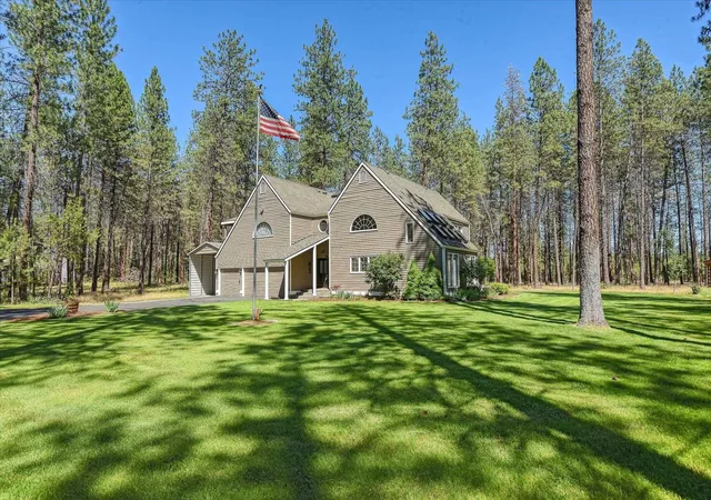 3rd image of 17016 N Saddle Hill Rd, Colbert, WA 99005 | MLS# 202619766