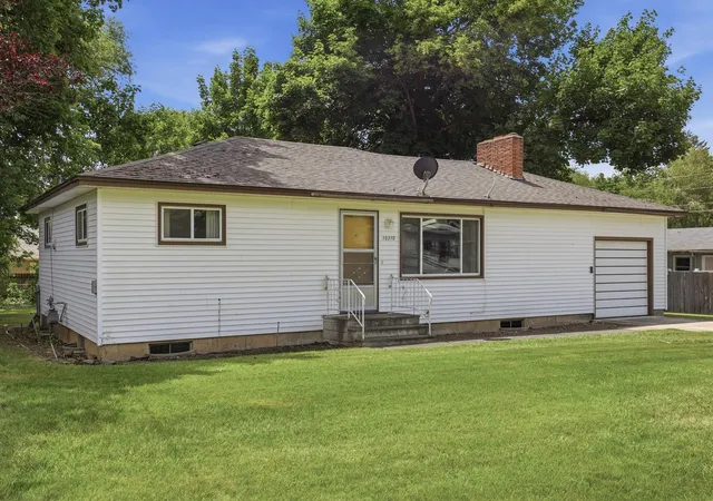 3rd image of 10310 E Dean Ave, Spokane Valley, WA 99206 | MLS# 202619791