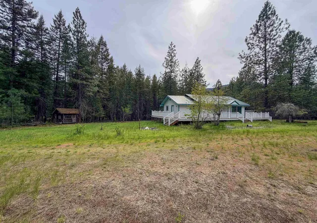 Homes for sale in Cusick, WA | 14451 N Leclerc Rd, Cusick, WA 99119 | MLS# 202619810