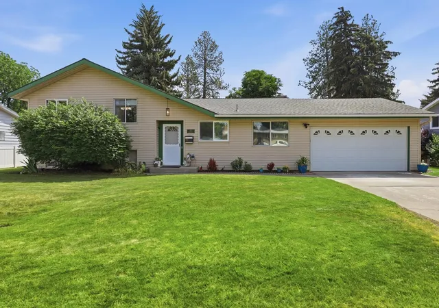 1st image of 413 N 3rd St, Cheney, WA 99004 | MLS# 202619813