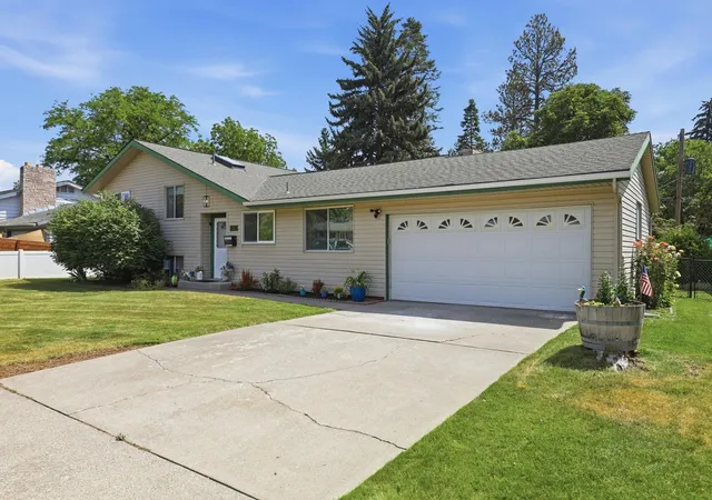 2nd image of 413 N 3rd St, Cheney, WA 99004 | MLS# 202619813