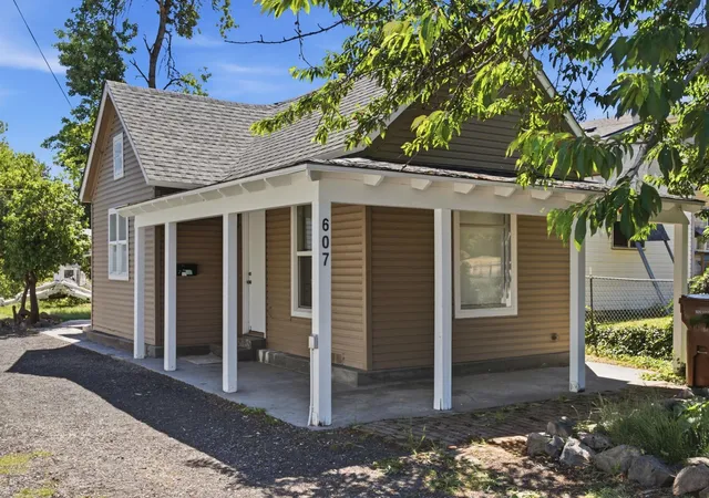 Homes for sale in Spokane, WA | 607 S Hatch St, Spokane, WA 99202 | MLS# 202619825