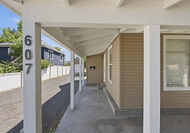 Homes for sale in Spokane, WA | 607 S Hatch St, Spokane, WA 99202 | MLS# 202619825
