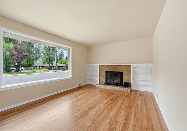 Photo 2 of Single family home for sale at 3003 S Bernard St, Spokane, WA 99203 | MLS# 202619829 | Listing updated on 2026-08-24