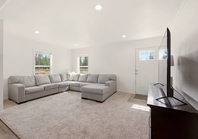 3rd image of 23518 S Malloy Prairie Rd, Cheney, WA 99004 | MLS# 202619837