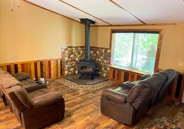 Homes for sale in Nine Mile Falls, WA | 6494 Myrtle Dr, Nine Mile Falls, WA 99026 | MLS# 202619842