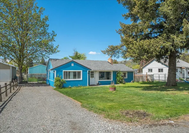Homes for sale in Spokane Valley, WA | 3705 N Ely Rd, Spokane Valley, WA 99212 | MLS# 202619869