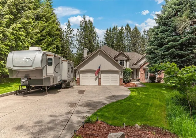 Homes for sale in Newman Lake, WA | 9412 N Oakland Ct, Newman Lake, WA 99025 | MLS# 202619871