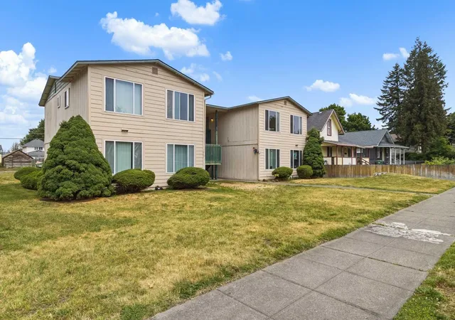Homes for sale in Spokane, WA | 1703/1707 E Cataldo Ave, Spokane, WA 99202 | MLS# 202619874