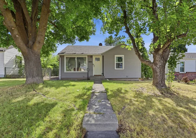 2nd image of 4714 N Elm St, Spokane, WA 99205 | MLS# 202619875