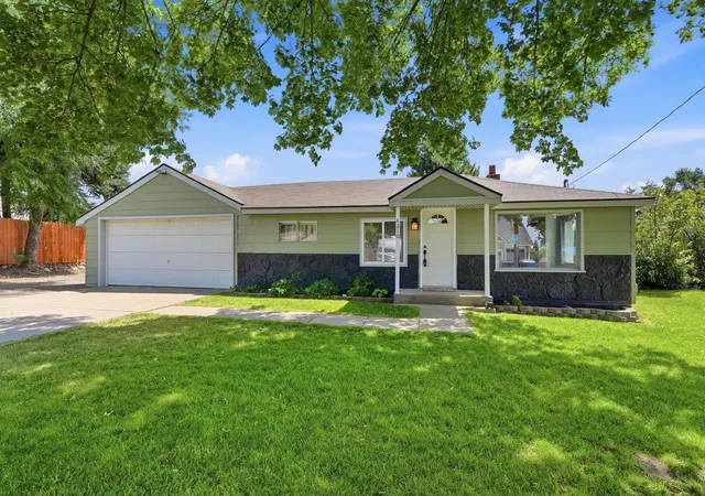 Homes for sale in Spokane Valley, WA | 4210 N Silas Rd, Spokane Valley, WA 99216 | MLS# 202619889