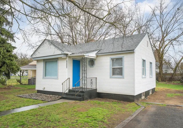 Photo 2 of Single family home for sale at 10124 N Whittier St, Spokane, WA 99218 | MLS# 202619894 | Listing updated on 2026-07-02