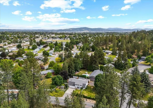 Homes for sale in Spokane Valley, WA | 15621 E Saltese Rd, Spokane Valley, WA 99037 | MLS# 202619899