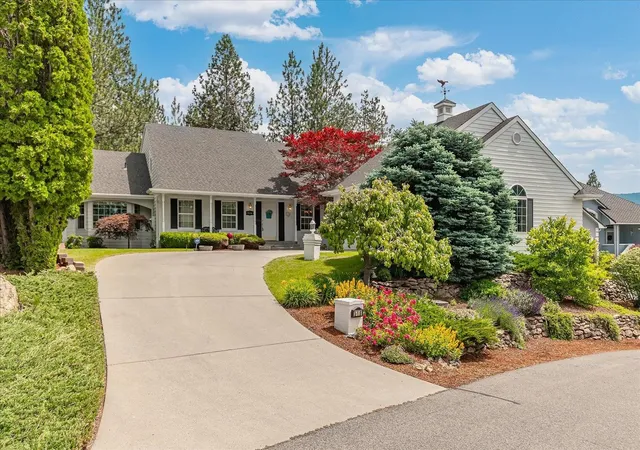 2nd image of 518 N Dunbarton Oaks Ln, Liberty Lake, WA 99019 | MLS# 202619906
