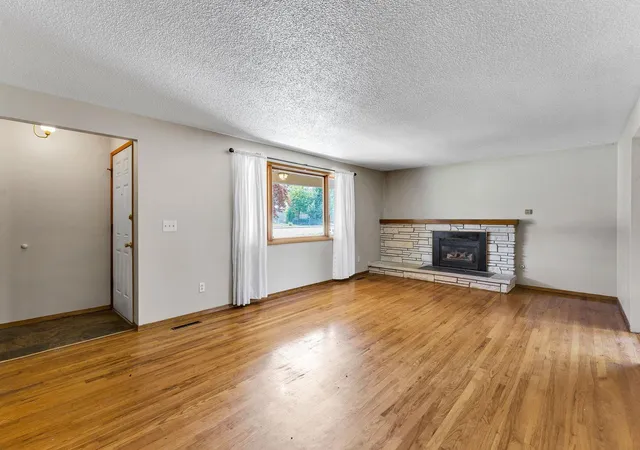 Homes for sale in Spokane Valley, WA | 11807 E 16Th Ave, Spokane Valley, WA 99206 | MLS# 202619907
