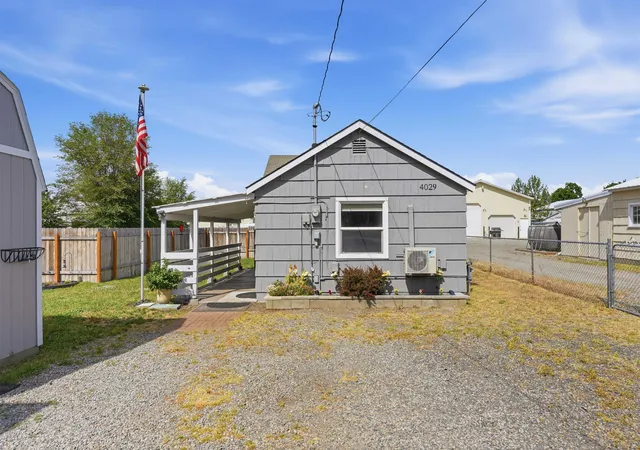 image of 4029 N Willow Rd, Spokane, WA 99206 | MLS# 202619909