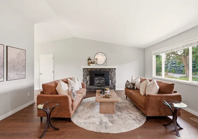 2nd image of 414 S Henry Rd, Greenacres, WA 99016 | MLS# 202619911