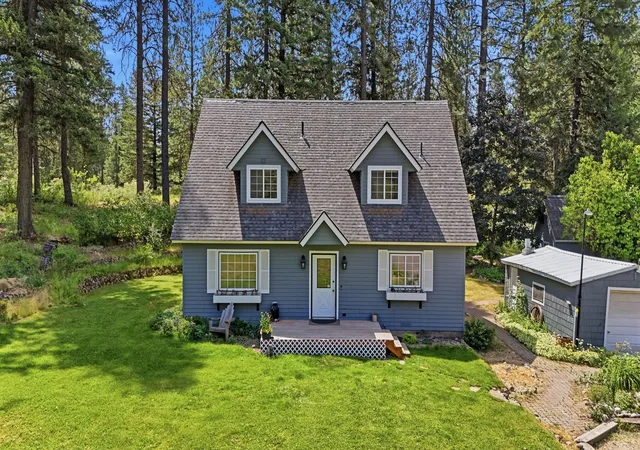 Photo 3 of Single family home for sale at 12120 E Deer Crk Rd, Chattaroy, WA 99003 | MLS# 202619925 | Listing updated on 2026-09-28