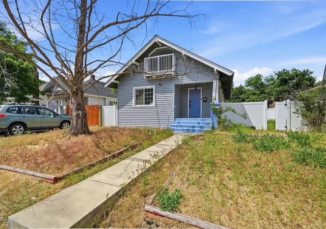 Photo 2 of Single family home for sale at 1518 W Nora Ave, Spokane, WA 99205 | MLS# 202619944 | Listing updated on 2026-08-24